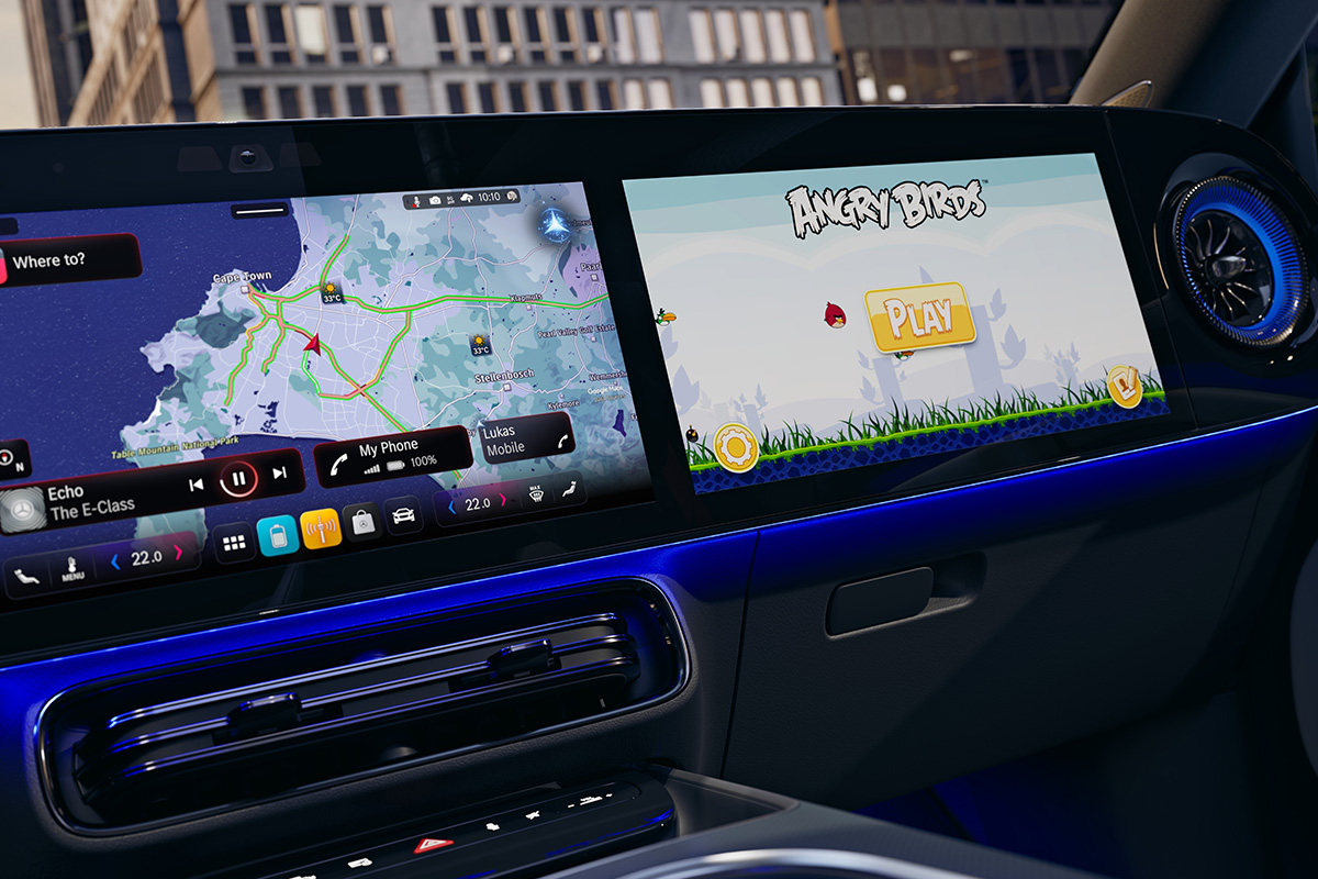 TECHNOLOGIE & KONNEKTIVITÄT